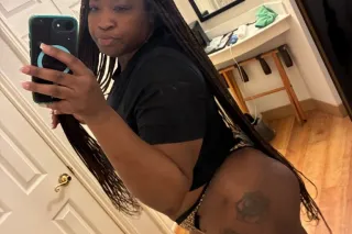 CUM See Me 💦💦😘 Available NOW D... - Image 1