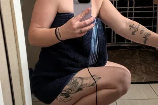 Thick Azz Snowbunny from Florida - Image 8