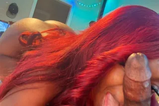 can you make this pussy squirt 💦💫 - Image 4